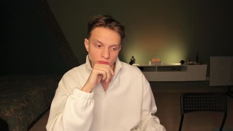 Snapshot of romeo_mercy chatting on December 2024 12:19:01 AM Romeo online show from December 2024 12:19:01 AM