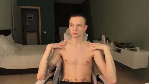 Snapshot of romeo_mercy chatting on March 2025 09:43:01 PM Romeo online show from March 2025 09:43:01 PM