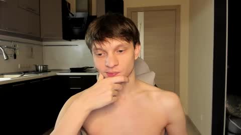 Snapshot of romeo_mercy chatting on October 2025 05:31:01 PM Romeo online show from October 2025 05:31:01 PM