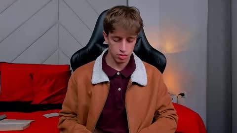 Snapshot of romeo_ricci1 chatting on February 2025 04:11:02 PM Romeo Ricci online show from February 2025 04:11:02 PM