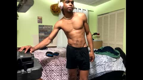 romeotyn online show from February 2025 06:50:02 AM