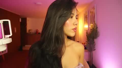 Snapshot of ronieeplay chatting on May 2026 01:45:01 AM Roni online show from May 2026 01:45:01 AM