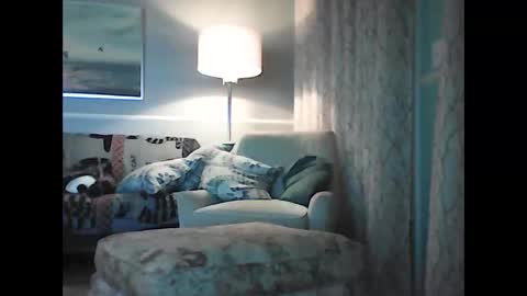 ronvlv online show from October 2025 01:59:02 AM