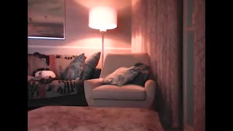 ronvlv online show from October 2025 03:04:02 AM