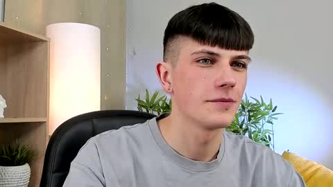 Rony online show from March 2026 09:07:01 PM