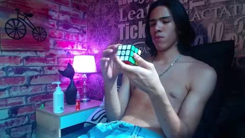 Snapshot of ronymiller_1 chatting on December 2024 06:42:01 PM RonyMiller 1 online show from December 2024 06:42:01 PM