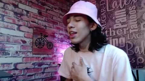 Snapshot of ronymiller_1 chatting on December 2024 03:39:01 PM RonyMiller 1 online show from December 2024 03:39:01 PM