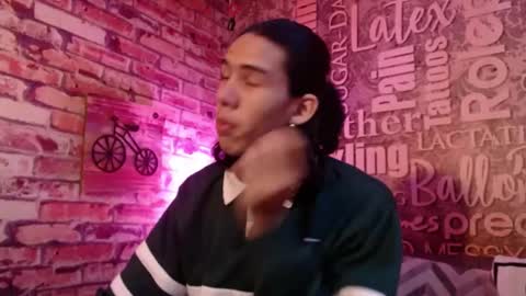 Snapshot of ronymiller_1 chatting on February 2025 11:33:01 AM RonyMiller 1 online show from February 2025 11:33:01 AM