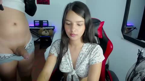 Snapshot of room_kitty chatting on October 2025 03:24:02 PM  MIA AND PAUL online show from October 2025 03:24:02 PM