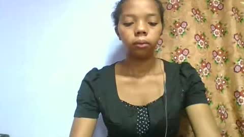 Snapshot of rosah225127 chatting on April 2026 03:28:01 AM rosah225127 online show from April 2026 03:28:01 AM