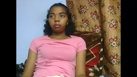 Snapshot of rosah225127 chatting on April 2026 06:38:01 AM rosah225127 online show from April 2026 06:38:01 AM
