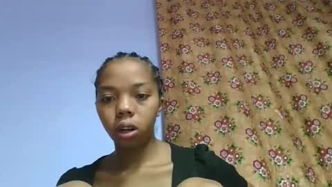 Snapshot of rosah225127 chatting on April 2026 03:48:02 AM rosah225127 online show from April 2026 03:48:02 AM