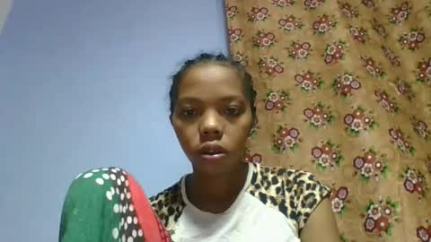 Snapshot of rosah225127 chatting on April 2026 03:44:01 AM rosah225127 online show from April 2026 03:44:01 AM