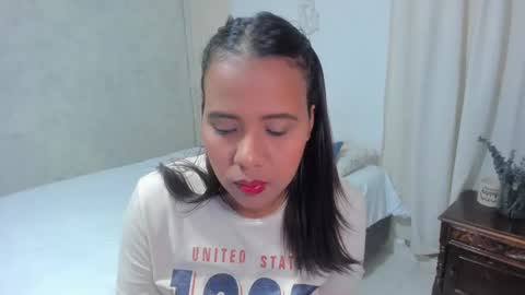 Rosalia online show from February 2025 10:12:01 AM