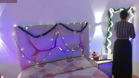 ROSALIN online show from December 2025 10:53:02 AM