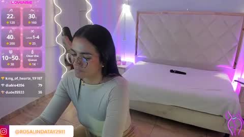 Snapshot of rosalind_tay chatting on June 2026 11:49:02 PM ROSALIN online show from June 2026 11:49:02 PM