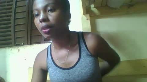 Snapshot of rosalinda933 chatting on February 2026 12:15:01 PM Rosalinda online show from February 2026 12:15:01 PM