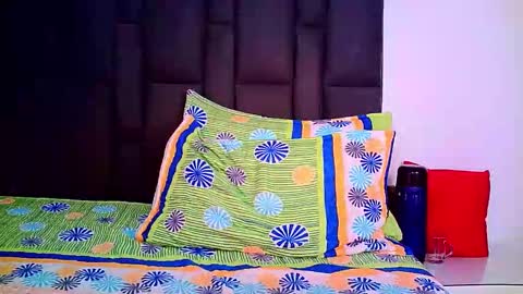 Rosalinda online show from October 2025 04:04:01 AM