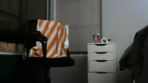 Snapshot of roscoes8 chatting on February 2026 04:32:01 AM roscoes8 online show from February 2026 04:32:01 AM