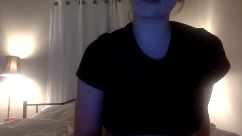 Snapshot of rose202555555 chatting on September 2025 07:42:01 AM Rose online show from September 2025 07:42:01 AM