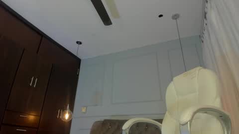 rose__monroe online show from February 2026 07:56:01 PM