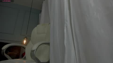 rose__monroe online show from April 2026 07:44:01 PM