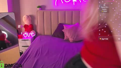 Kimberlly online show from March 2026 12:26:02 AM