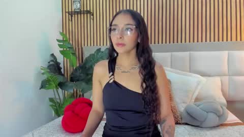 Snapshot of roseaurora chatting on February 2026 12:26:01 PM roseaurora online show from February 2026 12:26:01 PM