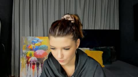 Florin online show from December 2024 08:21:02 PM