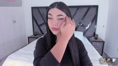 Snapshot of rosecassie chatting on April 2026 02:01:02 PM Rose online show from April 2026 02:01:02 PM