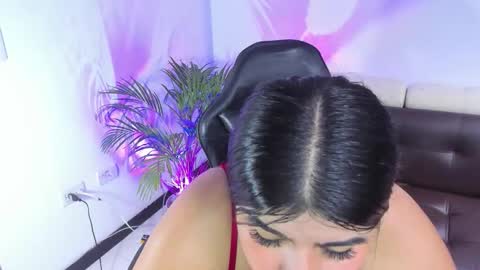 rose online show from October 2025 07:58:02 PM