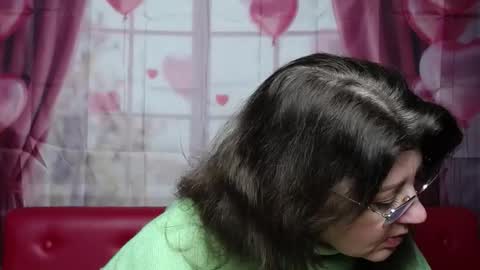 Snapshot of rosehille chatting on February 2026 03:07:01 PM RoseHille online show from February 2026 03:07:01 PM