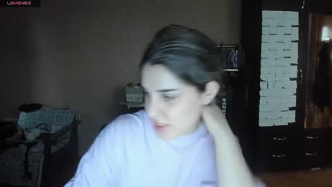 Snapshot of roselina_ chatting on June 2026 04:46:01 PM Rose online show from June 2026 04:46:01 PM