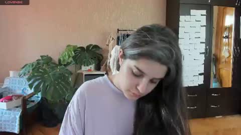 Snapshot of roselina_ chatting on July 2026 07:44:01 AM Rose online show from July 2026 07:44:01 AM