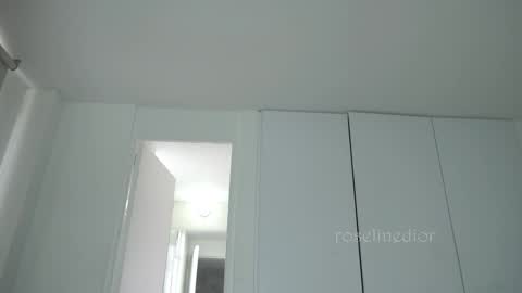 Lyla OF roselinedior online show from November 2025 03:44:01 PM