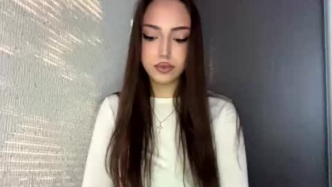 Snapshot of rosenavillifana chatting on September 2025 01:55:01 PM Mimi online show from September 2025 01:55:01 PM