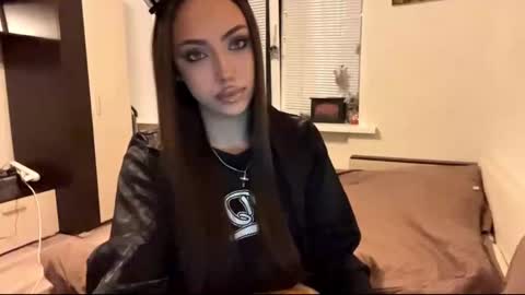 Snapshot of rosenavillifana chatting on November 2025 01:58:01 PM Mimi online show from November 2025 01:58:01 PM