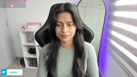 Nat online show from November 2025 02:34:02 PM