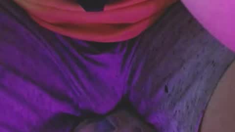 Snapshot of rosesvalentina chatting on September 2025 02:14:01 AM Ocean online show from September 2025 02:14:01 AM