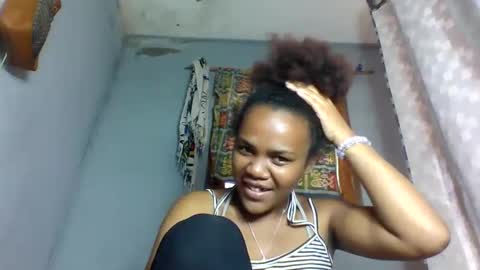 Snapshot of rosia22 chatting on October 2025 09:04:02 AM rosia22 online show from October 2025 09:04:02 AM