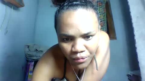 Snapshot of rosia22 chatting on October 2025 04:03:02 PM rosia22 online show from October 2025 04:03:02 PM