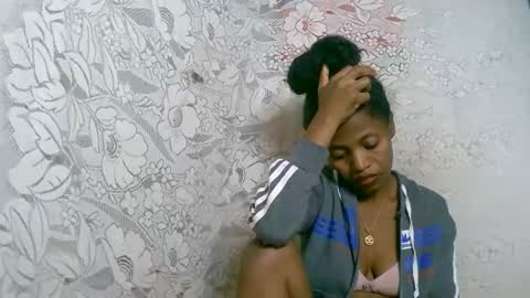 rosia online show from December 2025 10:08:02 PM