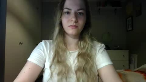 Rosie online show from October 2025 08:16:02 AM