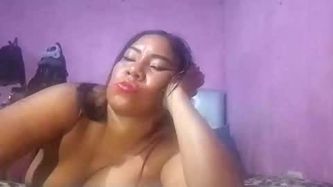 Snapshot of rosmerynava chatting on January 2025 02:14:01 AM rosmerynavarro online show from January 2025 02:14:01 AM