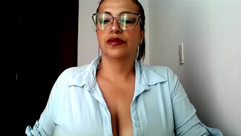 Snapshot of rossanalionheart chatting on June 2026 12:24:02 PM Rossana online show from June 2026 12:24:02 PM