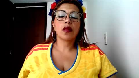 Snapshot of rossanalionheart chatting on June 2026 12:14:01 PM Rossana online show from June 2026 12:14:01 PM