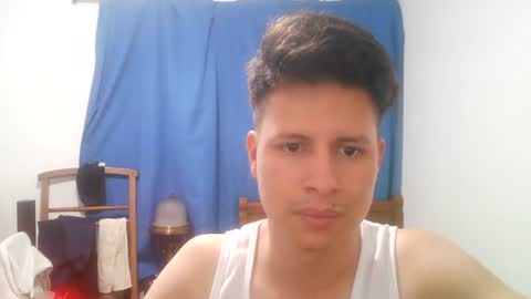rosscou8 online show from June 2026 06:49:01 AM
