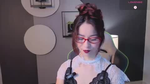 Snapshot of rosse_98_ chatting on July 2026 02:45:02 PM Miss Rosse online show from July 2026 02:45:02 PM