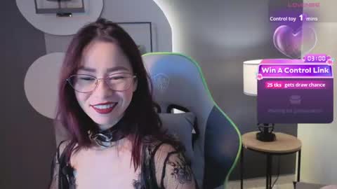 Snapshot of rosse_98_ chatting on July 2026 02:41:01 PM Miss Rosse online show from July 2026 02:41:01 PM