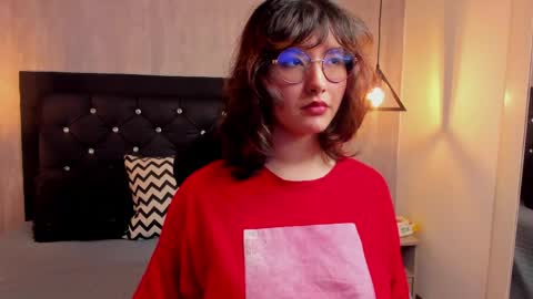 Snapshot of rosse__garden chatting on May 2026 12:02:02 PM rosse garden online show from May 2026 12:02:02 PM